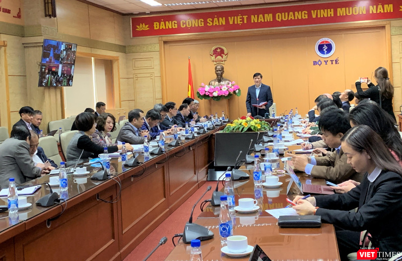 Bộ trưởng Bộ Y tế Nguyễn Thanh Long chủ trì cuộc họp trực tuyến với 700 điểm cầu trong cả nước về phòng, chống dịch COVID-19