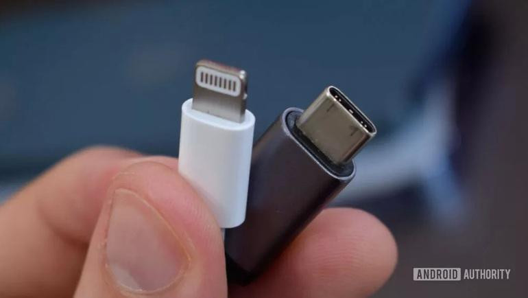 Apple có thể sẽ buộc phải trang bị USB-C cho iPhone trong năm 2022.