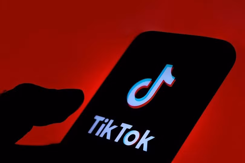 TikTok vẫn tiếp tục đề xuất livestream có nội dung 18+ ảnh 1