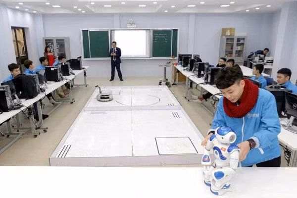 Thủ tục thành lập trường cao đẳng là 1 trong 18 dịch vụ công trực tuyến đang được Tổng cục Giáo dục nghề nghiệp cung cấp (Ảnh minh họa: baodantoc.vn)