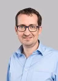 Ông Kevin Young -Trưởng bộ phận Khách hàng của The Economist. Ông Kevin Young -Trưởng bộ phận Khách hàng của The Economist.