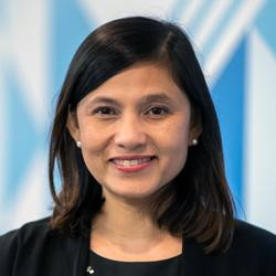 Cô Shirin Hamid, CIO Ngân Hàng Phát triển Châu Á ADB Cô Shirin Hamid, CIO Ngân Hàng Phát triển Châu Á ADB