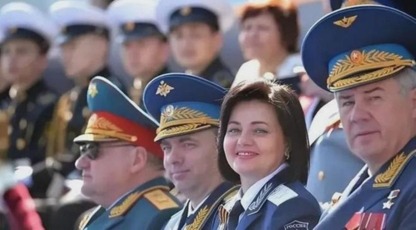 Tatiana va cac dong nghiep.jpg