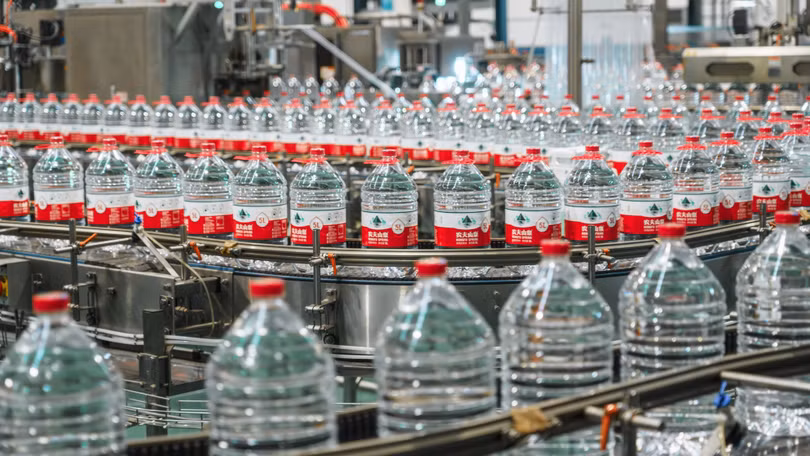 Nongfu dang mat dan vi the so 1.jpg