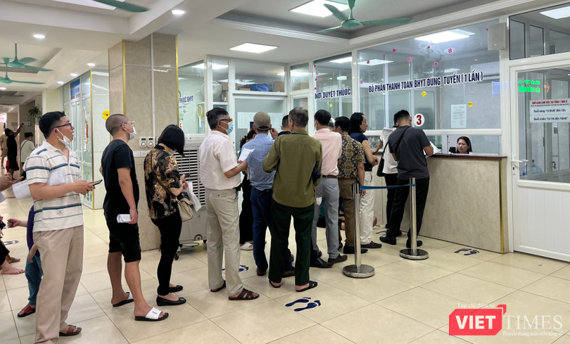 VT_ BN bao rhieemr.JPG