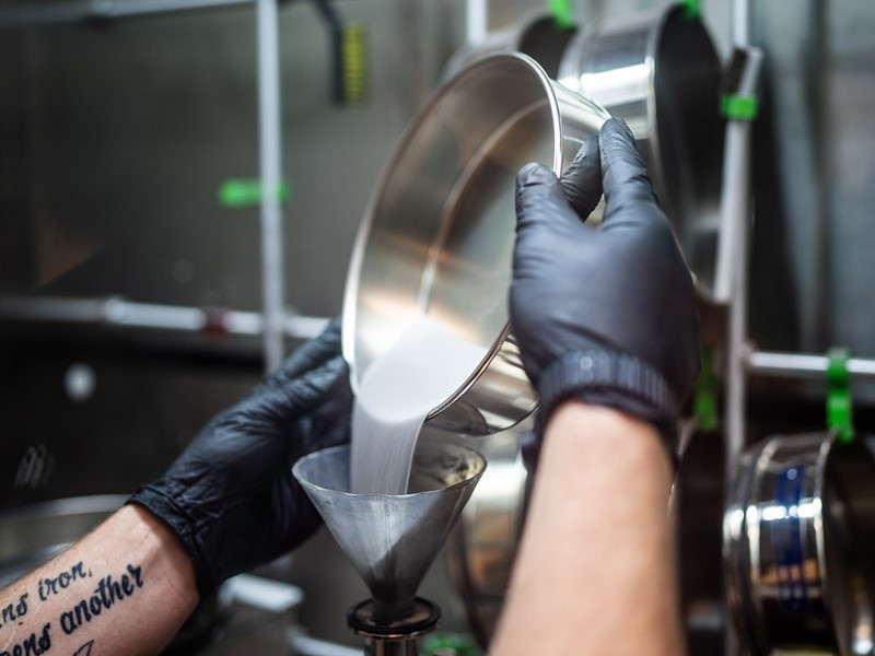 Các nhà khoa học Mỹ sử dụng kỹ thuật in 3D chế tạo siêu hợp kim mới. Ảnh E&amp;T