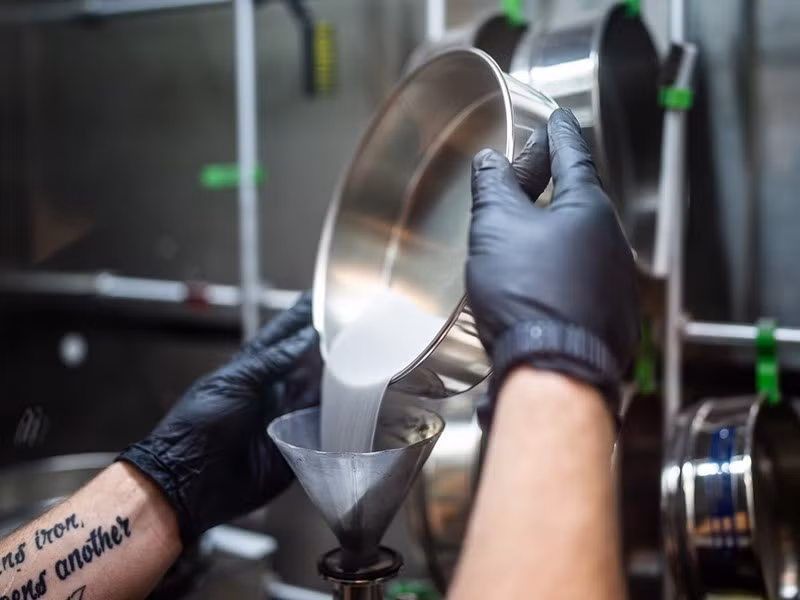 Các nhà khoa học Mỹ sử dụng kỹ thuật in 3D chế tạo siêu hợp kim mới. Ảnh E&amp;T