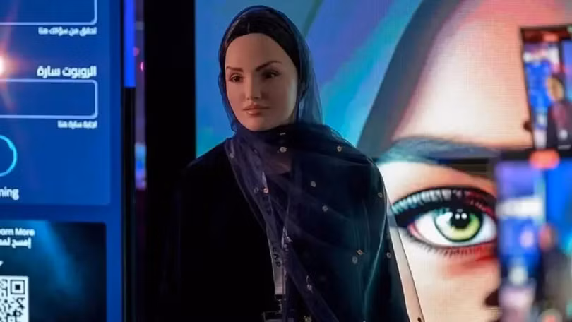 Ả rập Xê út giới thiệu robot Sara, có khả năng nói tiếng Ả rập và nhảy múa các điệu nhảy địa phương. Ảnh Engineering Interesting.