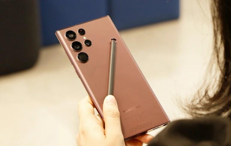 Galaxy S22 Ultra được đánh giá là sự thay thế hoàn hảo cho dòng Galaxy Note.