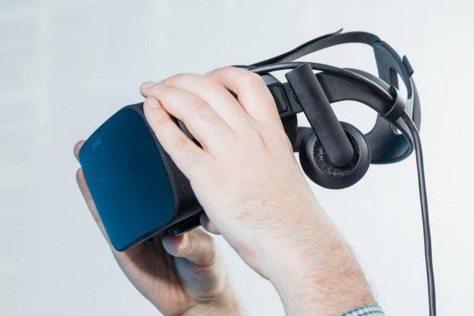 Oculus Rift - Ảnh: Wall Street Journal Oculus Rift - Ảnh: Wall Street Journal