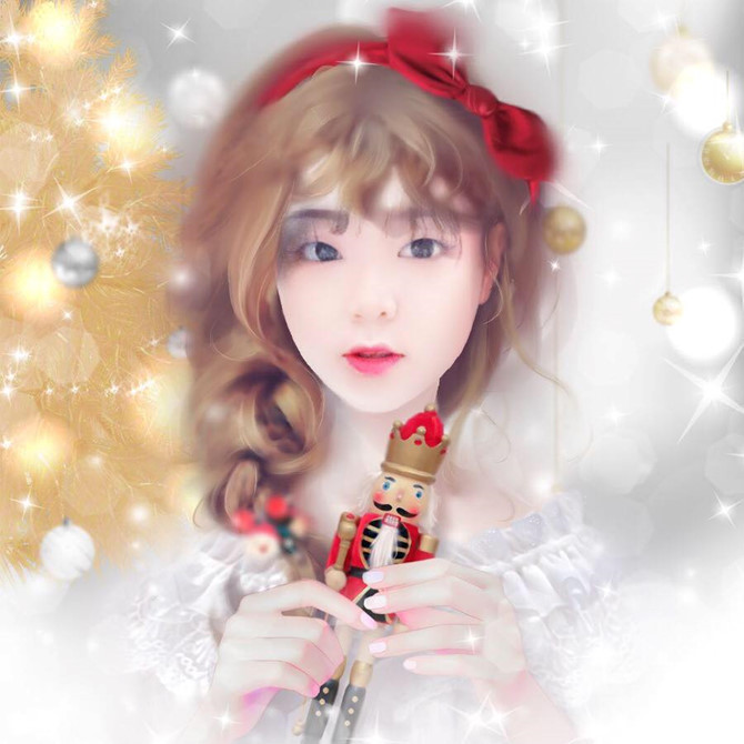 Phát sốt hóa thành ‘Bà già Noel’ với ứng dụng hot Pitu ảnh 1