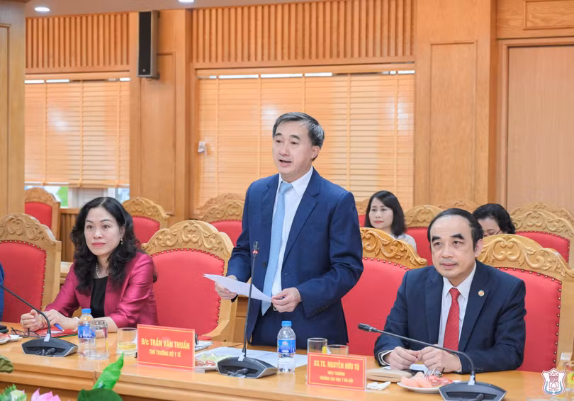 Thuấn.jpg