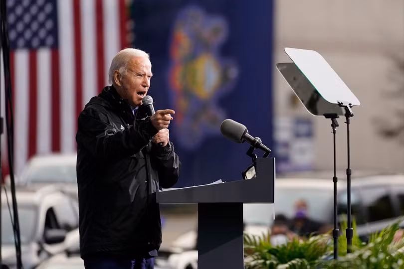 Ông Joe Biden đang dẫn điểm trong các cuộc thăm dò, nhưng người ta vẫn hoài nghi tái diễn kết cục đảo ngược như cuộc bầu cử 2016 (Ảnh: Dwnews).