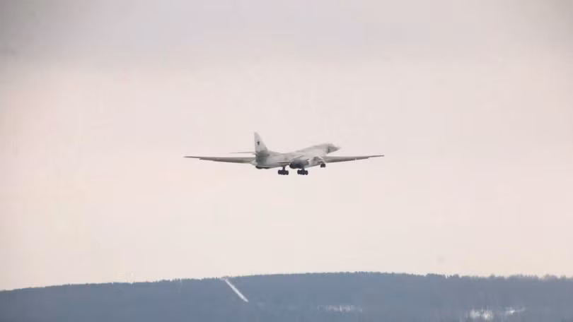 Chiếc Tu-160M được hiện đại hóa sâu bay thử nghiệm với động cơ mới (Ảnh:Guancha). Chiếc Tu-160M được hiện đại hóa sâu bay thử nghiệm với động cơ mới (Ảnh:Guancha).