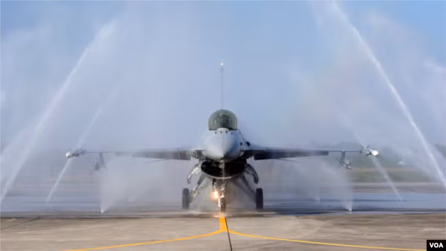 Máy bay chiến đấu F-16V được Mỹ bán cho Đài Loan năm 2019 (Ảnh: VOA).