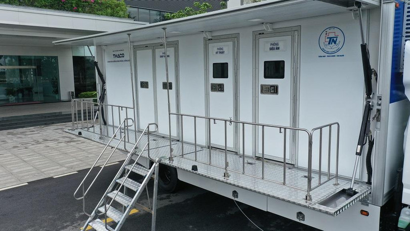 THACO đã thiết kế lại thùng xe thành 3 phòng chức năng, gồm: phòng siêu âm, phòng kỹ thuật viên và phòng chụp X-quang