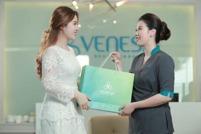 Venesa mang đến khoảng thời gian làm đẹp thư giãn cho chị em. Ảnh: Venesa.