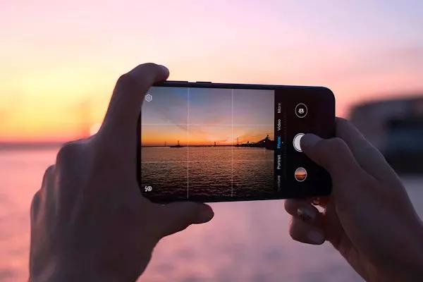 Bí kíp chụp ảnh bằng smartphone cũ vẫn đẹp lung linh ảnh 1