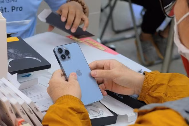 Apple siết chặt quy định bảo hành iPhone tại Việt Nam ảnh 2