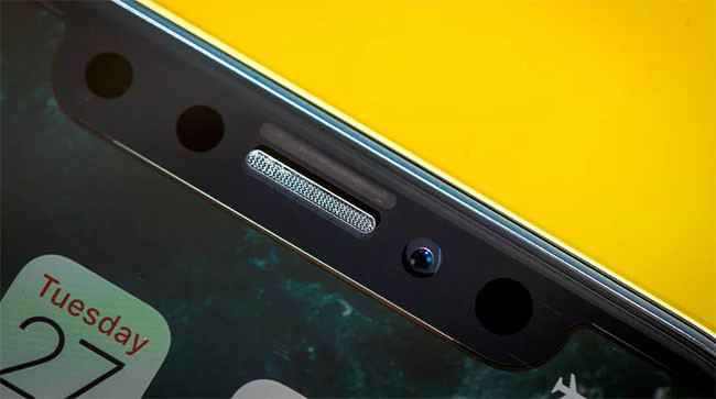 Những hình ảnh “bất ngờ” về iPhone X dưới ống kính macro ảnh 5