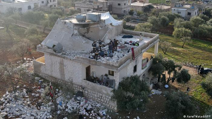 Ngôi nhà nơi Abu Ibrahim al-Hashimi al-Qurayshi ẩn náu bị phá hủy (Ảnh: AFP).