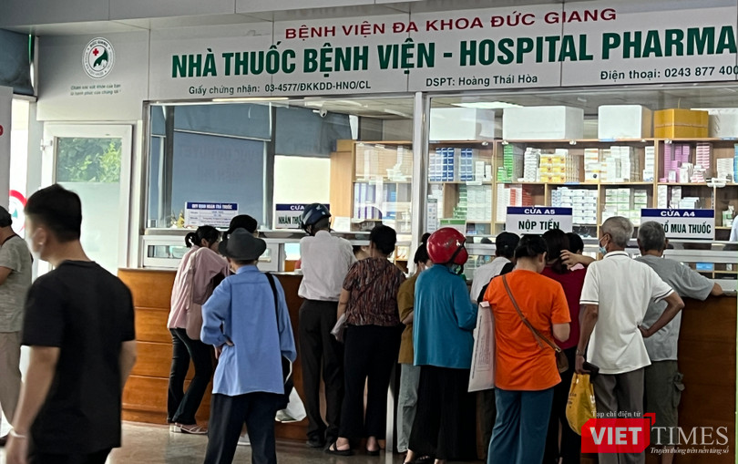 VT_ nha thuoc.JPG