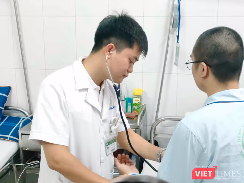 VT- thuoc la dien tư1.jpeg