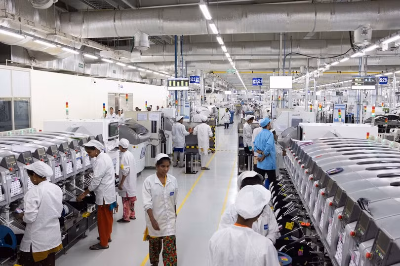 Nha may Foxconn o An Do.jpg