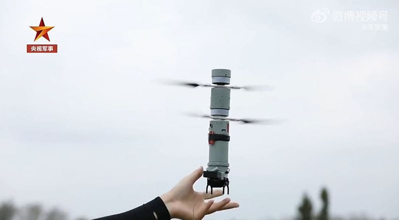 Máy bay không người lái quân sự AI siêu nhỏ "Cốc nhiệt bay" của Trung Quốc. Ảnh: CCTV.