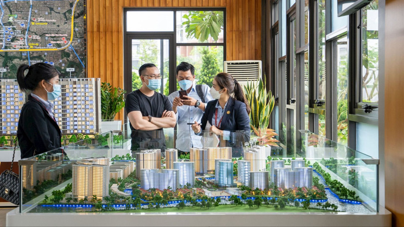 Môi giới phía Bắc đổ bộ vào miền Nam