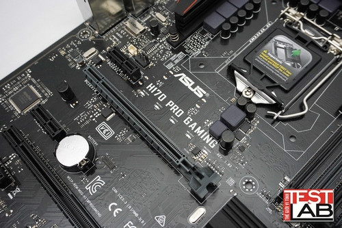 Asus H170 Pro Gaming cũng hỗ trợ chế độ CrossFireX của AMD với băng thông tối đa khi gắn 2 VGA là 4x.