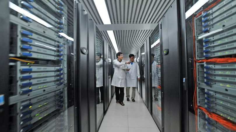 Siêu máy tính Thiên Hà của Trung Quốc từng là máy tính nhanh nhất thế giới năm 2010 (Ảnh: RFI). Siêu máy tính Thiên Hà của Trung Quốc từng là máy tính nhanh nhất thế giới năm 2010 (Ảnh: RFI).