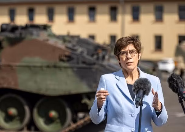 Bà Kramp Karenbauer, Bộ trưởng Quốc phòng Đức (Ảnh: Đông Phương).