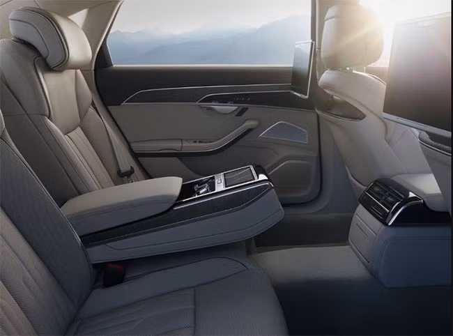 Đây là 10 ôtô sở hữu công nghệ “thời thượng” nhất 2017 ảnh 16