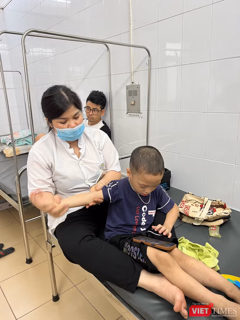 VT_ bấm huyệt.JPG