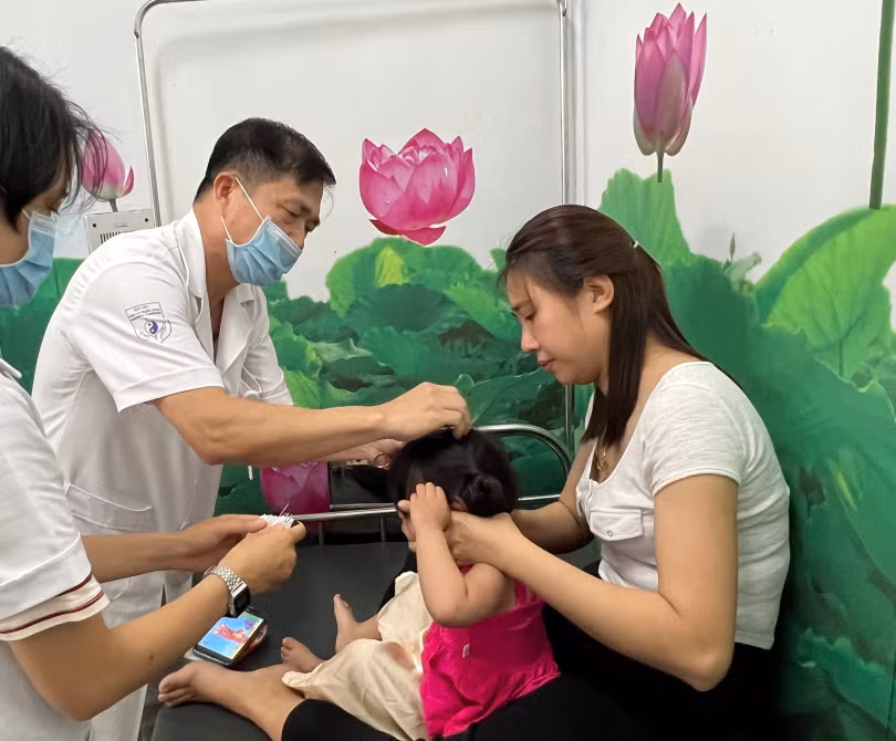 Bản sao VT_BS Dung cham cuu.JPG