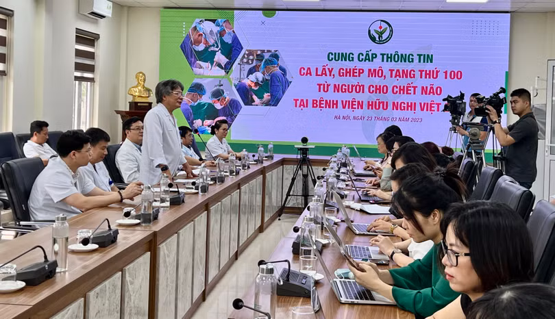GS.TS. Trần Bình Giang - Giám đốc Bệnh viện Việt Đức - chia sẻ thông tin về ca hiến tạng từ người chết não thứ 100 tại Bệnh viện