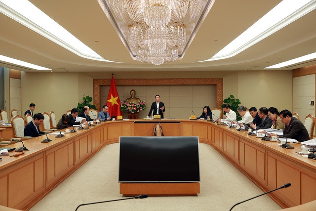 Không dàn trải nguồn lực trong bảo vệ, chăm sóc và nâng cao sức khỏe nhân dân - Ảnh 2.