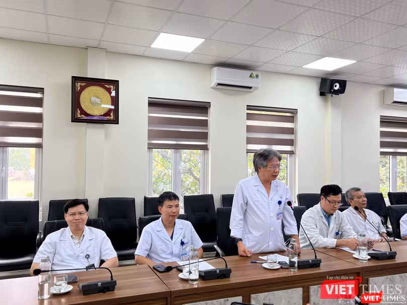 GS.TS. Trần Bình Giang - Giám đốc Bệnh viện Việt Đức - thông tin về ca ghép đa tạng từ người chết não thứ 100 tại Bệnh viện