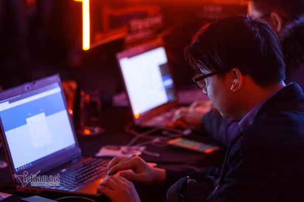 Một buổi diễn tập phòng thủ an ninh mạng đối với hệ thống ngân hàng.