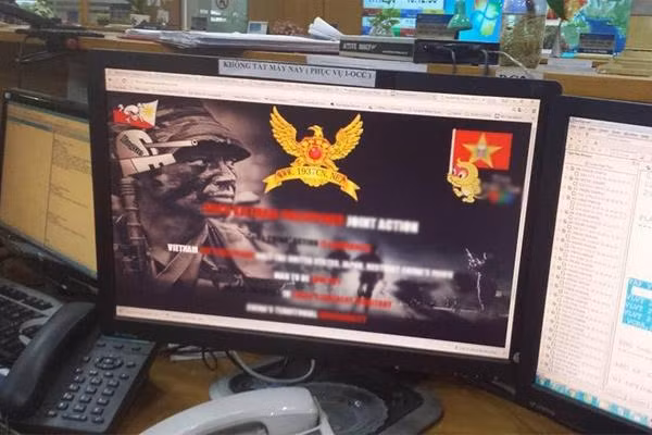 Trong một số trường hợp, hành vi tấn công vào hệ thống thông tin quan trọng về an ninh quốc gia có thể bị xem là một hành vi khủng bố.