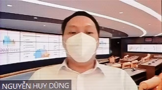 Thứ trưởng Bộ TT&TT Nguyễn Huy Dũng tham gia tọa đàm trực tuyến từ TPHCM. Thứ trưởng Bộ TT&TT Nguyễn Huy Dũng tham gia tọa đàm trực tuyến từ TPHCM.