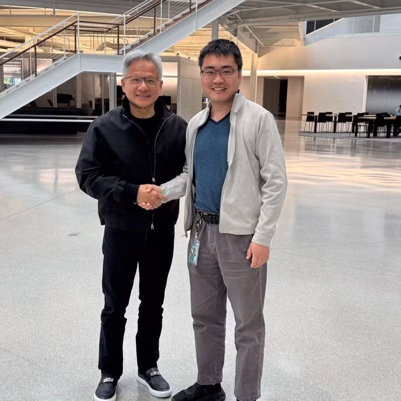 Jensen Huang va Jiantao Jiao.png