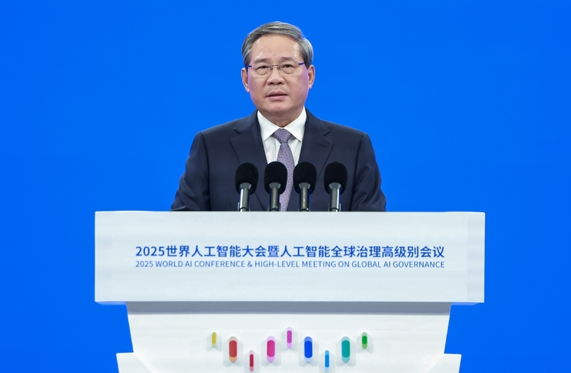 Ly Cuong phat bieu.png