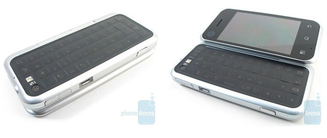 Tổng hợp 10 điện thoại với thiết kế bàn phím “hài hước” nhất thế kỷ ảnh 5