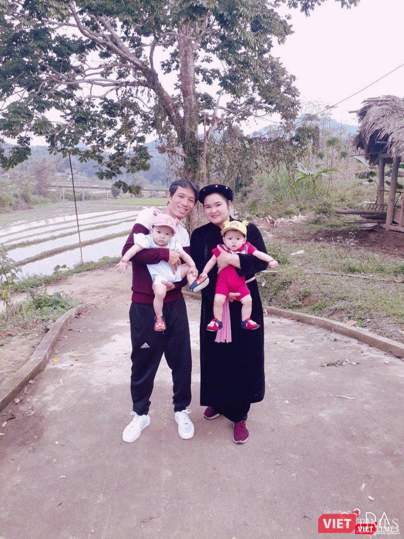 Gia đình anh Ma Văn Toàn và chị Nông Thị Quỳnh - 1 trong 10 ca TTTON miễn phí năm 2020 đã sinh bé Gia đình anh Ma Văn Toàn và chị Nông Thị Quỳnh - 1 trong 10 ca TTTON miễn phí năm 2020 đã sinh bé