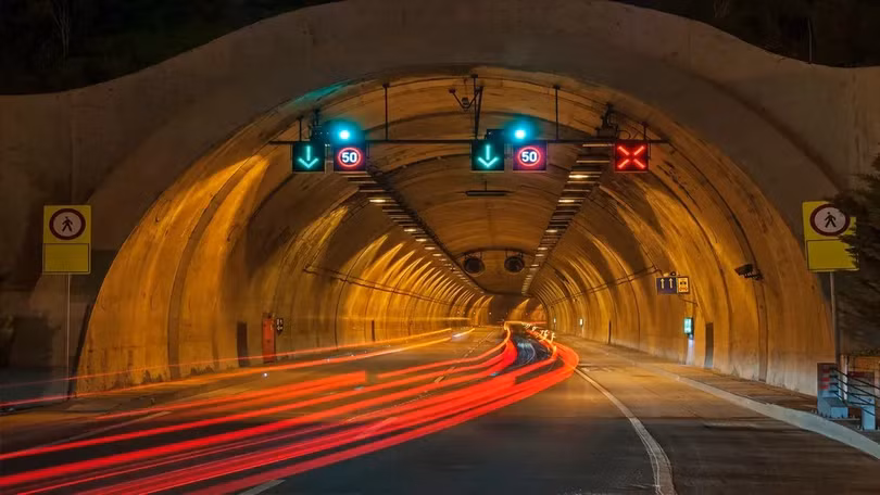 Giao thông trong đường hầm ở Hàn Quốc. Ảnh minh họa Nirian/iStock