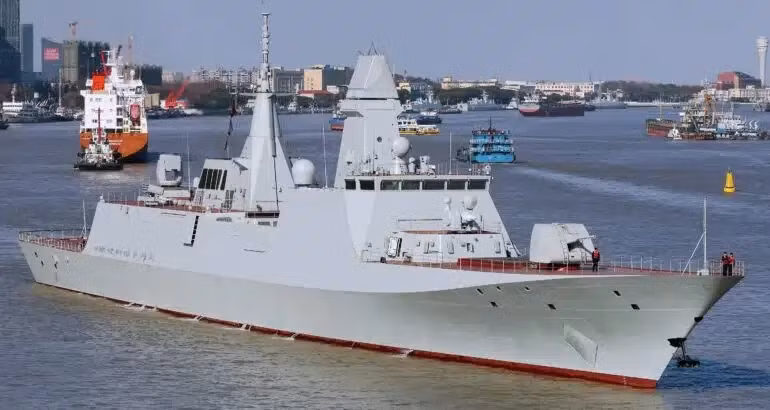 Siêu khinh hạm Type 054B đầu tiên bắt đầu giai đoạn thử nghiệm chế tạo. Ảnh Naval News