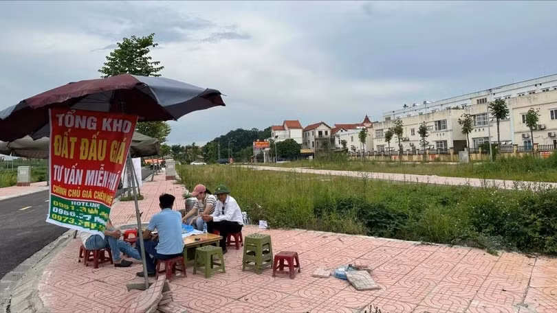 Thị trường bất động sản đang ghi nhận sự giảm tốc đáng kể ở cả thị trường mua bán và cho thuê