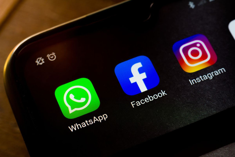 Facebook có thể sẽ phải bán Instagram và WhatsApp. Ảnh: Getty Images. Facebook có thể sẽ phải bán Instagram và WhatsApp. Ảnh: Getty Images.